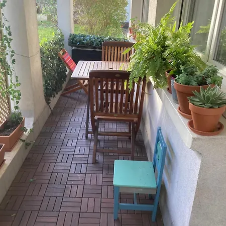 Familial Avec Terrasse Et Parking Vincennes